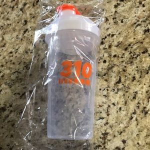 Brand New 310 Shaker Cup